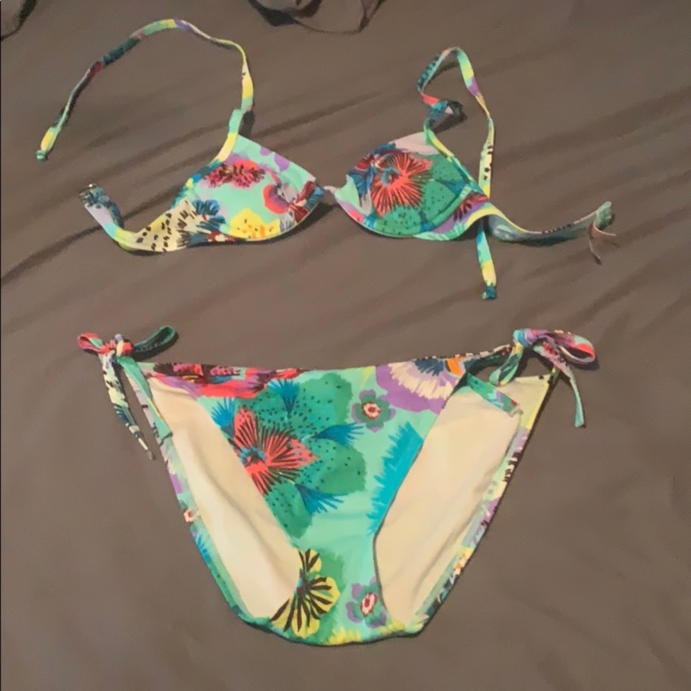 Victoria secret bikini